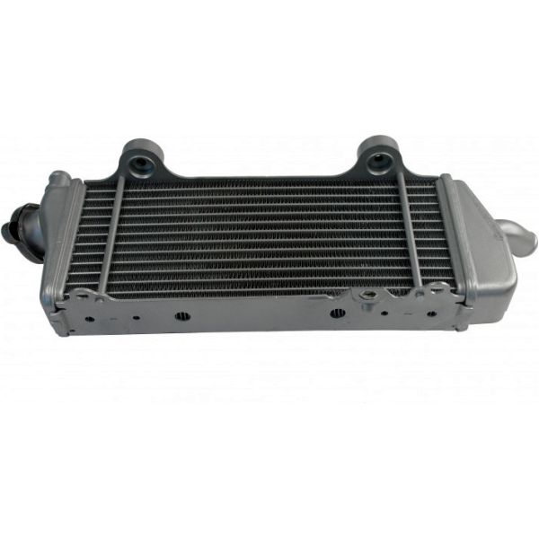 Vízhűtő radiátor KSX 7760021 jobb